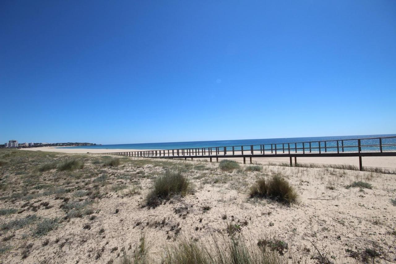 Apartment On The Beach By Amcf Alvor Exterior photo